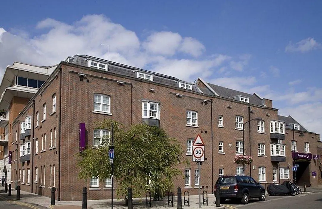 Premier Inn London Southwark-1